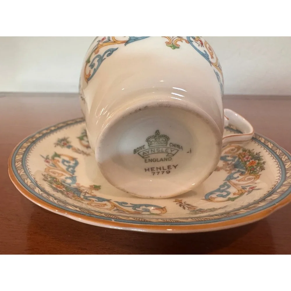 Aynsley Henley Vintage Bone China Tea Cup Saucer Set Floral Scroll England